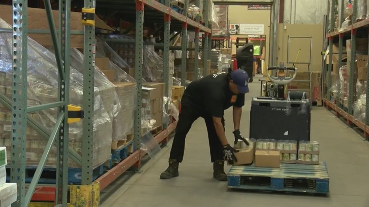 Food banks in New Mexico prep for increase in need with projected pause ...