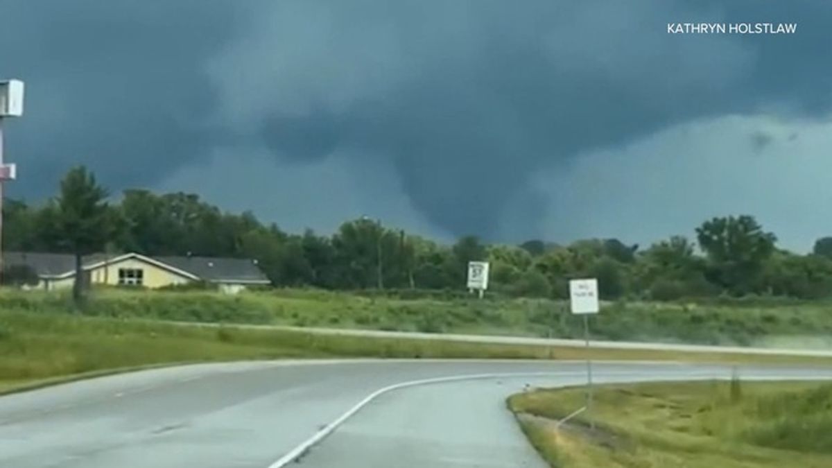 Raw video: Tornado kills 2, injures 5 in Jefferson County