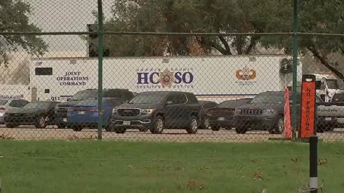 Dozens charged in bail bond scheme involving violent offenders ...