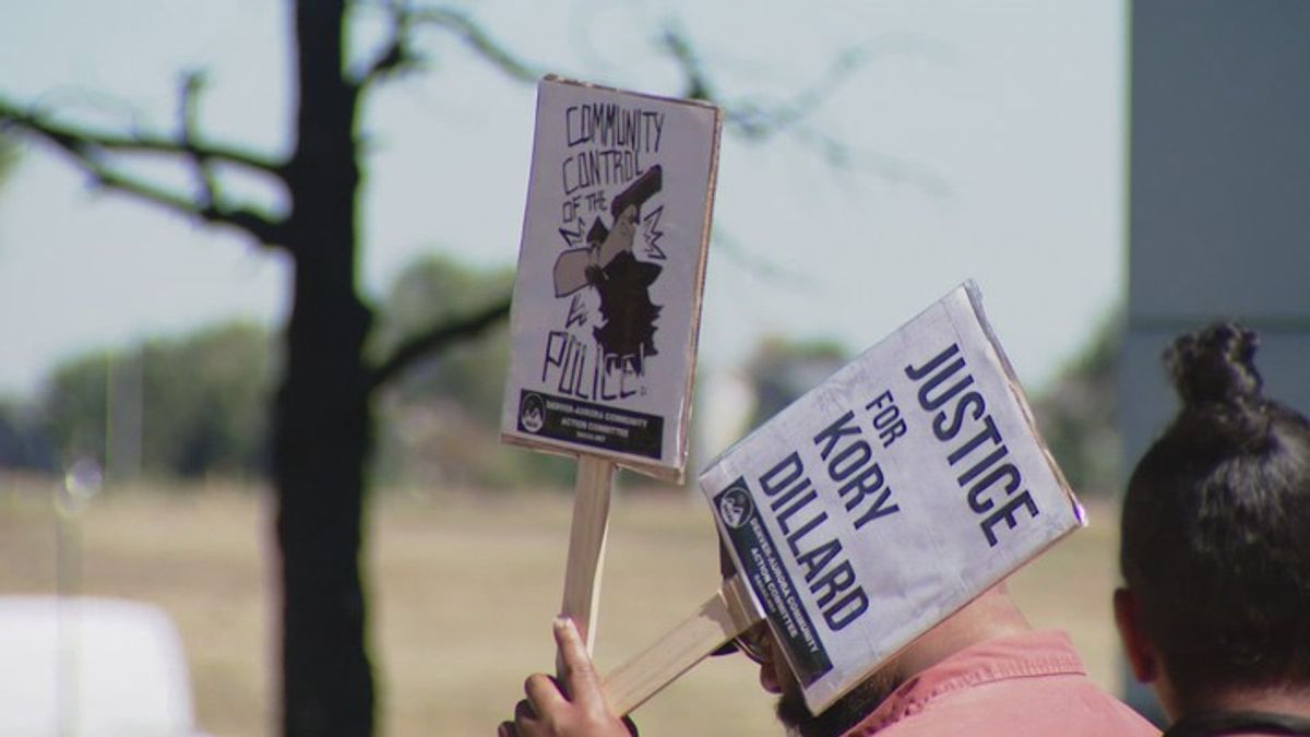 DA rules Aurora officers were justified in shooting man with air rifle ...