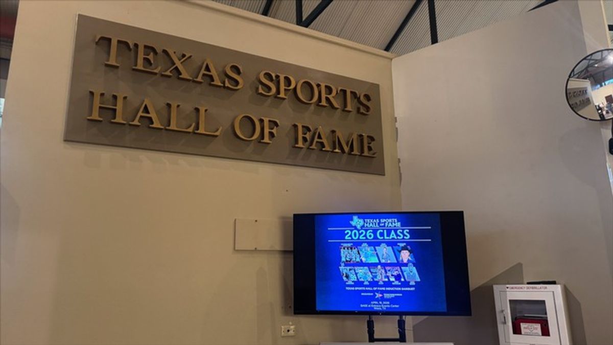Von Miller and Zack Martin part of Texas Sports Hall of Fame Class of ...