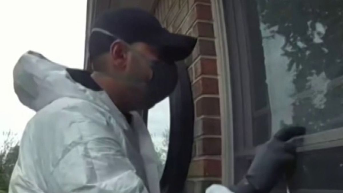 Terrifying attempted break in caught on camera | Haystack News