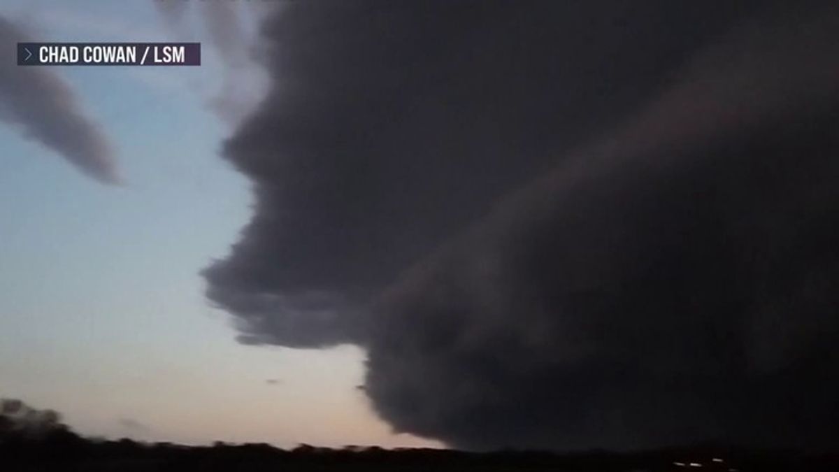 Massive tornadoes tear across Midwest | Haystack News
