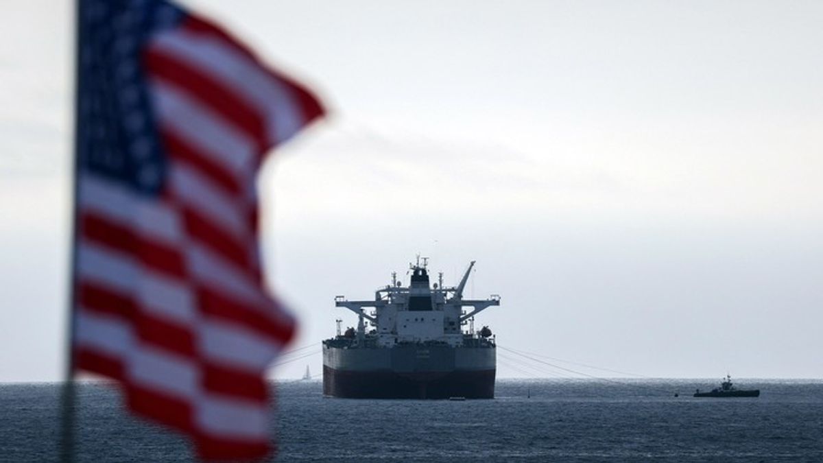 US Crude Oil Sees Largest Weekly Price Jump on Record | Haystack News