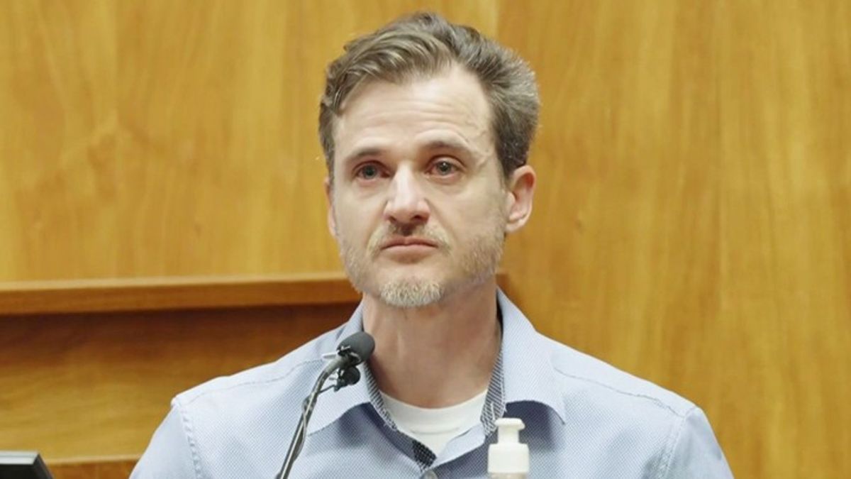 Hawaii Doctor Takes the Stand in Attempted Murder Trial | Haystack News