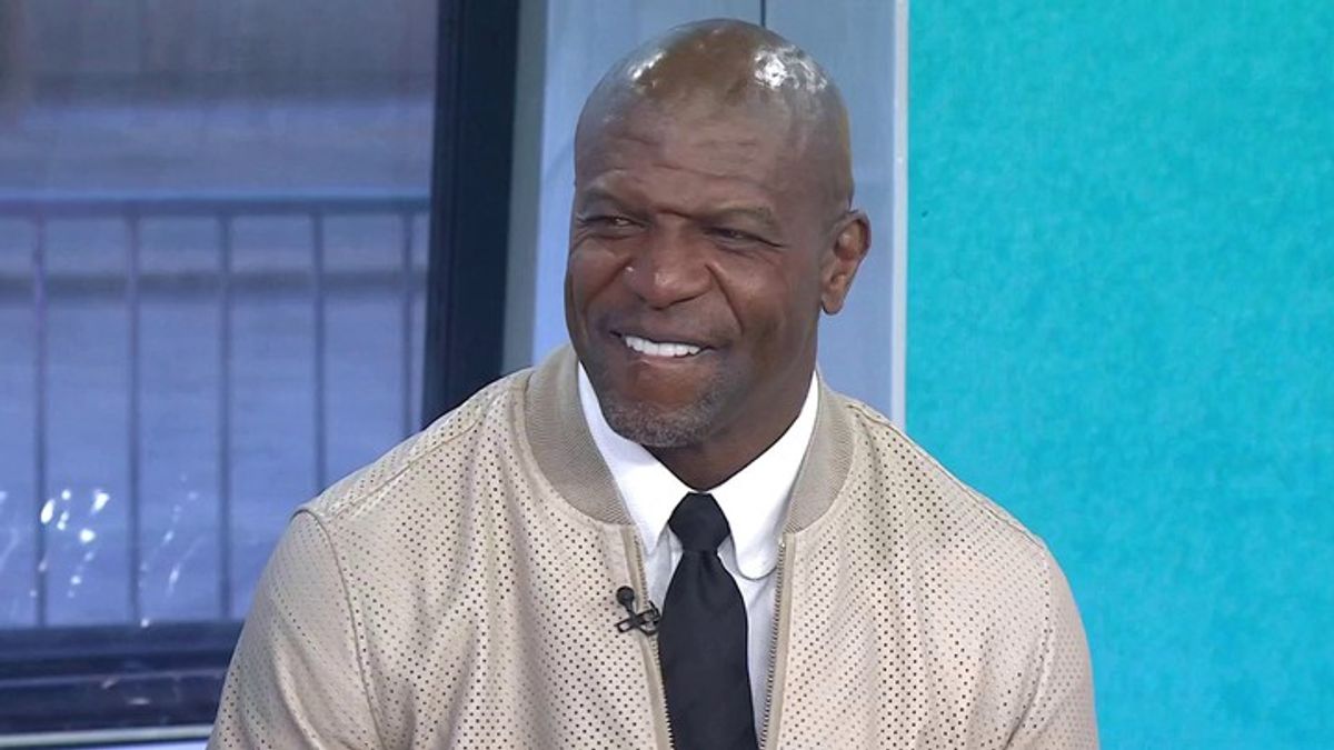 Terry Crews Talks Children’s Book ‘Terry’s Many Hats,’ AGT, More ...
