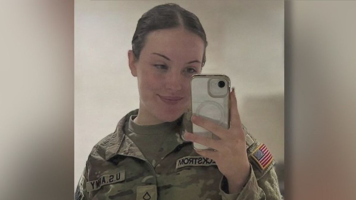 National Guard member Sarah Beckstrom dies after DC shooting | Haystack ...