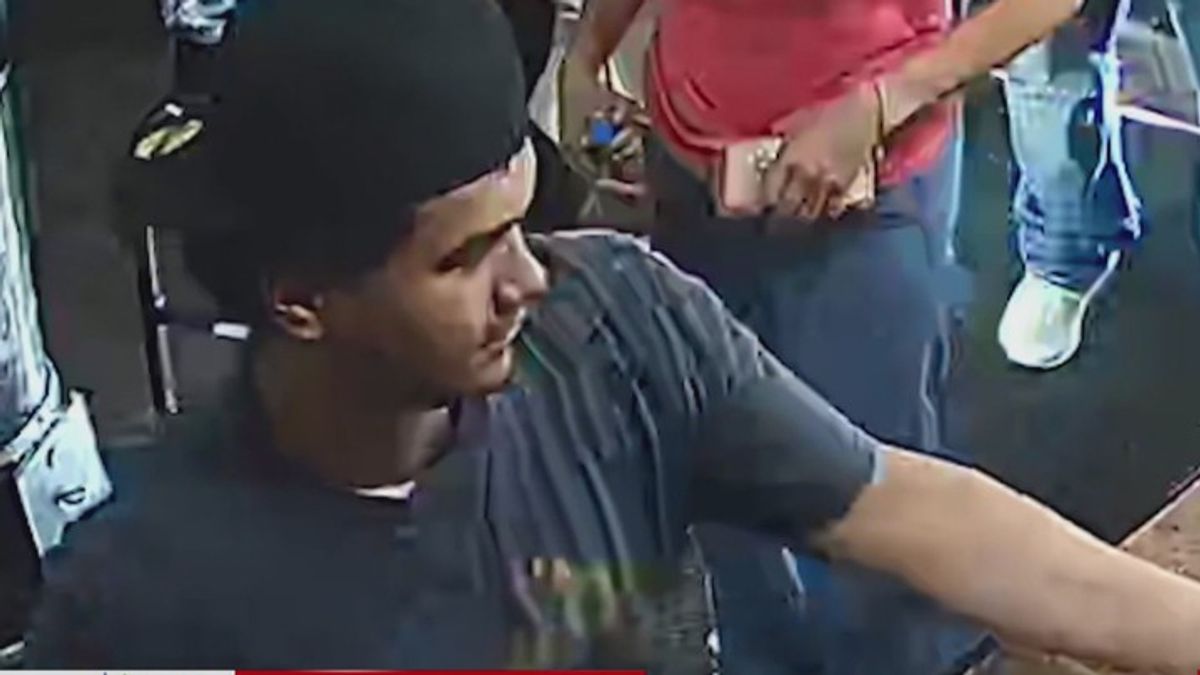 Manhunt continues in Kansas City for man who shot into 5 cars before ...
