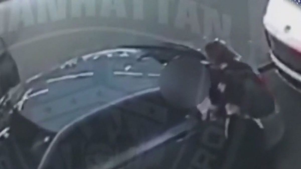 NYC woman receives hate crime charges in attacks on Jewish men ...