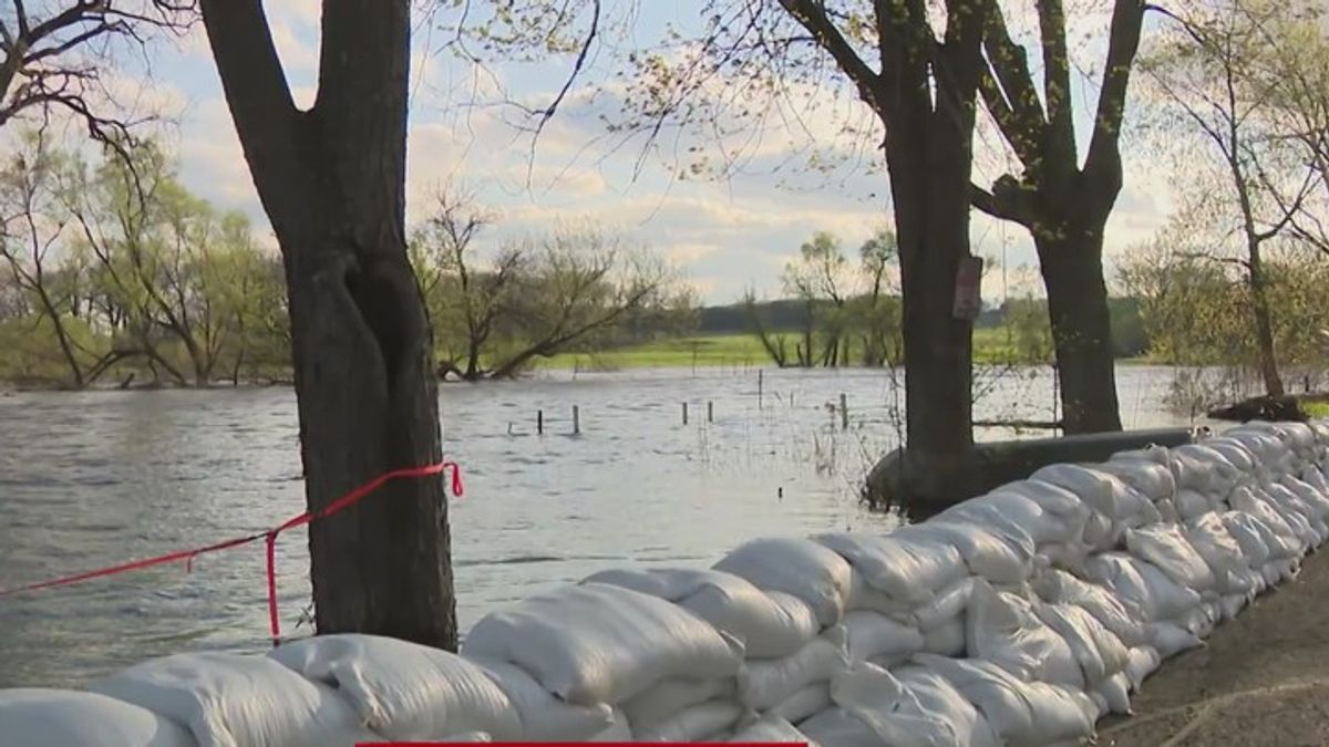 Severe storms raise flooding concerns from Plains to Midwest | Haystack ...