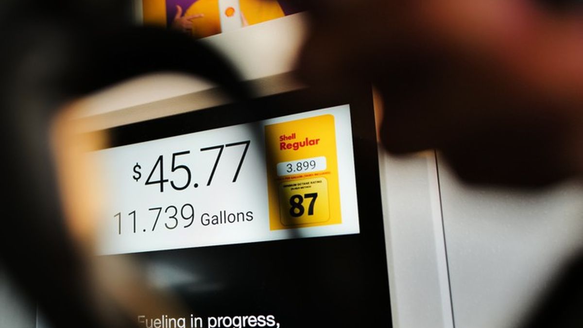 Talks collapse, and now a blockade: Experts expect gas prices to keep ...