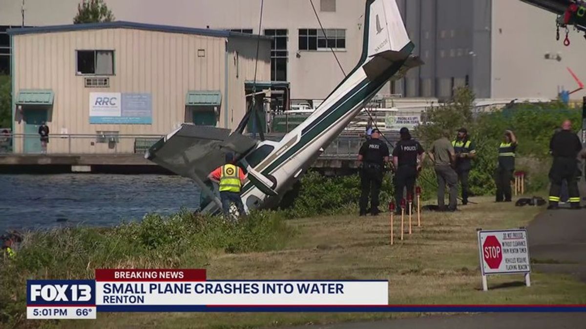 Small plane crashes near airport in Renton, WA | Haystack News
