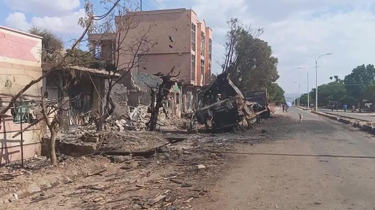 Residents describe night of explosions in Ethiopian border town ...