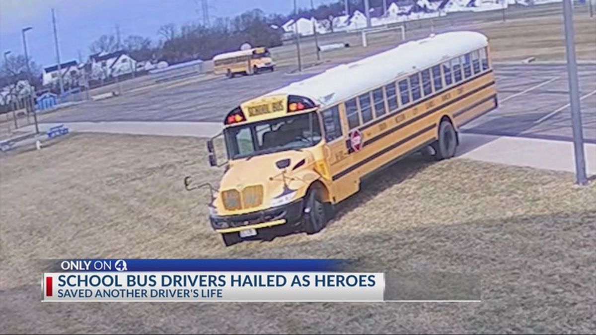 Grove City bus drivers hailed as heroes after saving another driver's ...