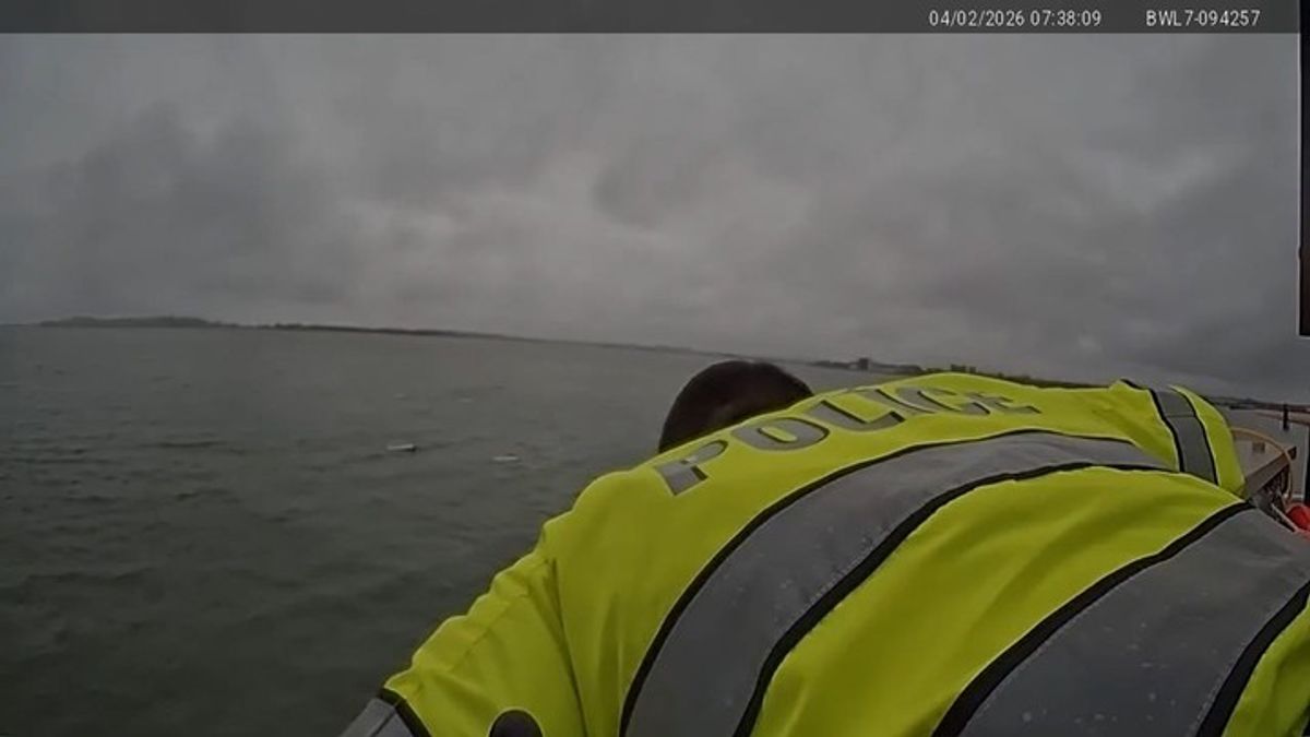 Body camera footage shows troopers throwing rescue rope to boater in ...