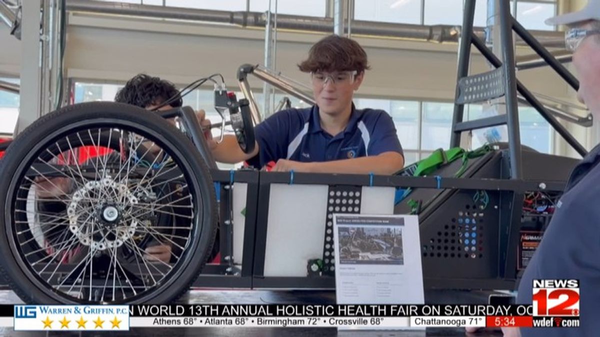 Volkswagen celebrates opening of new e-Lab at Mechatronics Academy ...