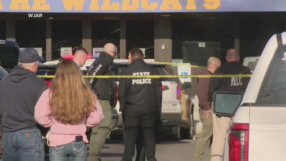 Police investigate deadly shooting at a youth hockey game in Rhode ...