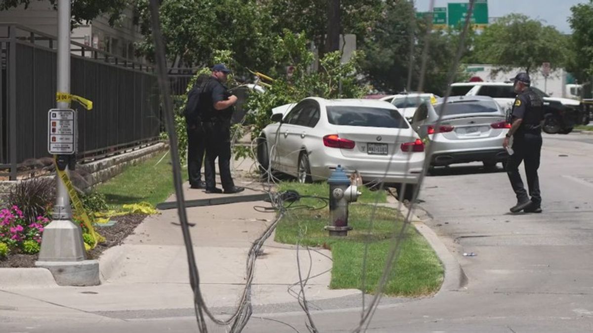 Bounty hunters charged with murder weren’t allowed to carry guns ...