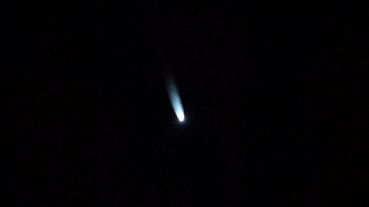 Japan launches a spacecraft to get samples from one of Mars' moon ...