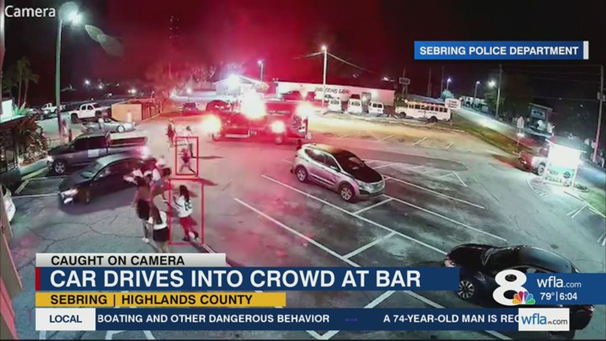 Car drives into crowd outside of Sebring bar | Haystack News