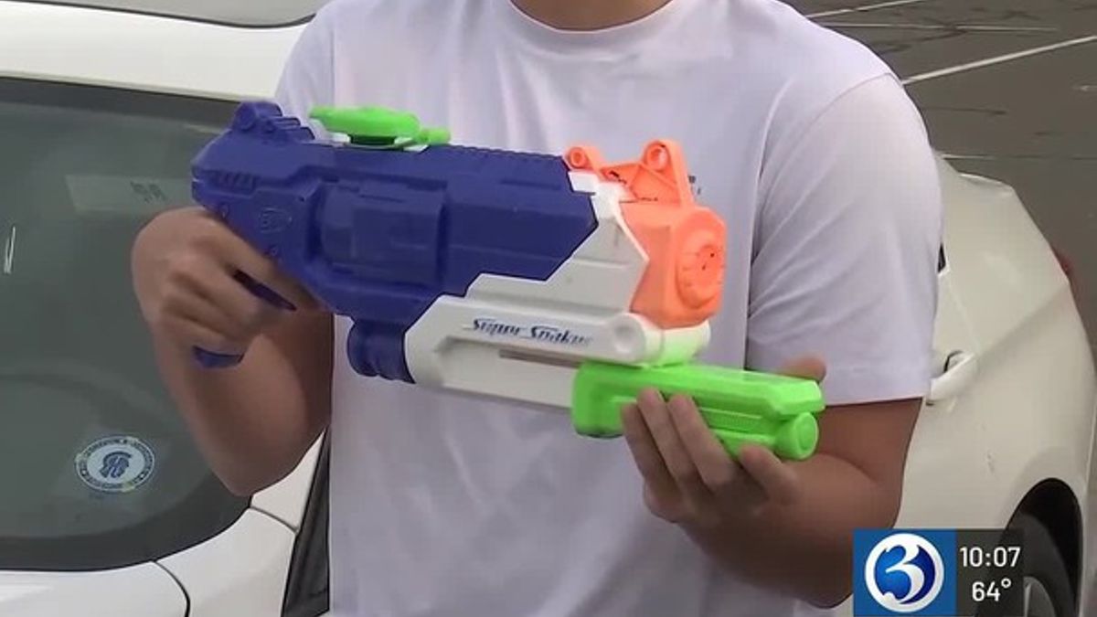 Senior Assassin game raises concerns about violence and stalking ...