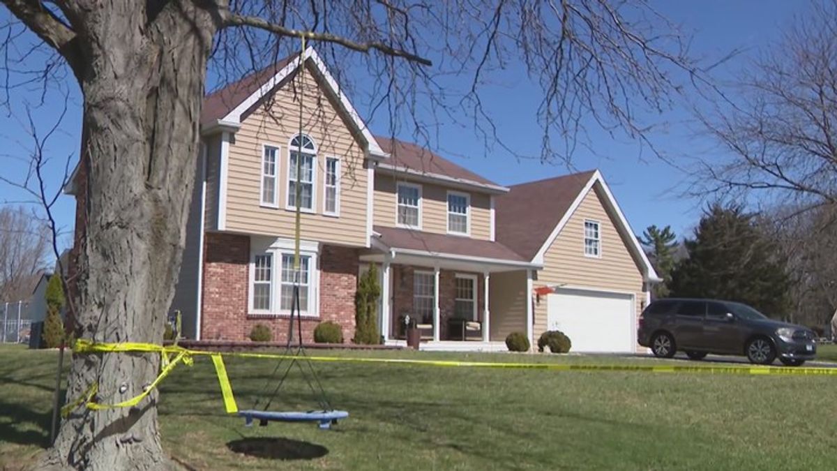 2 men and a woman found dead during welfare check in Crete Township ...