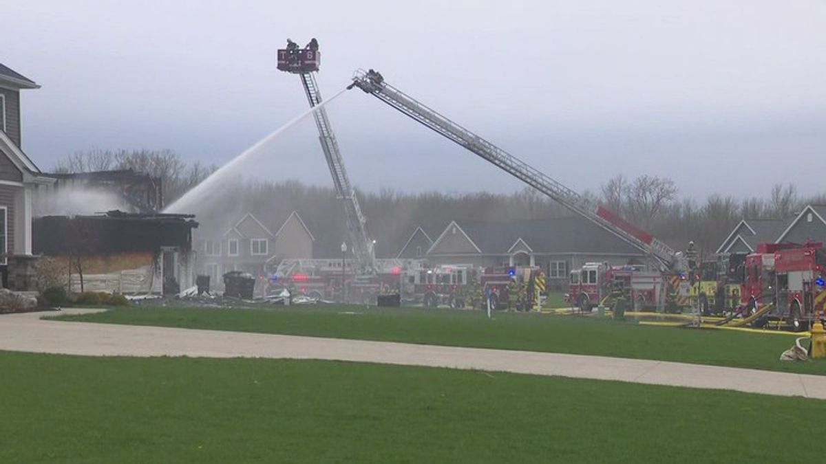 Crews battle large house fire in Orchard Park | Haystack News