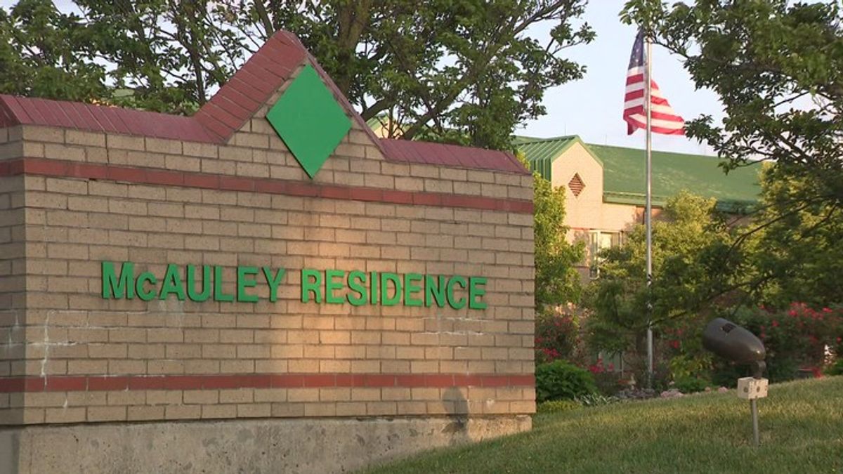 Nursing home workers hit picket line Wednesday | Haystack News