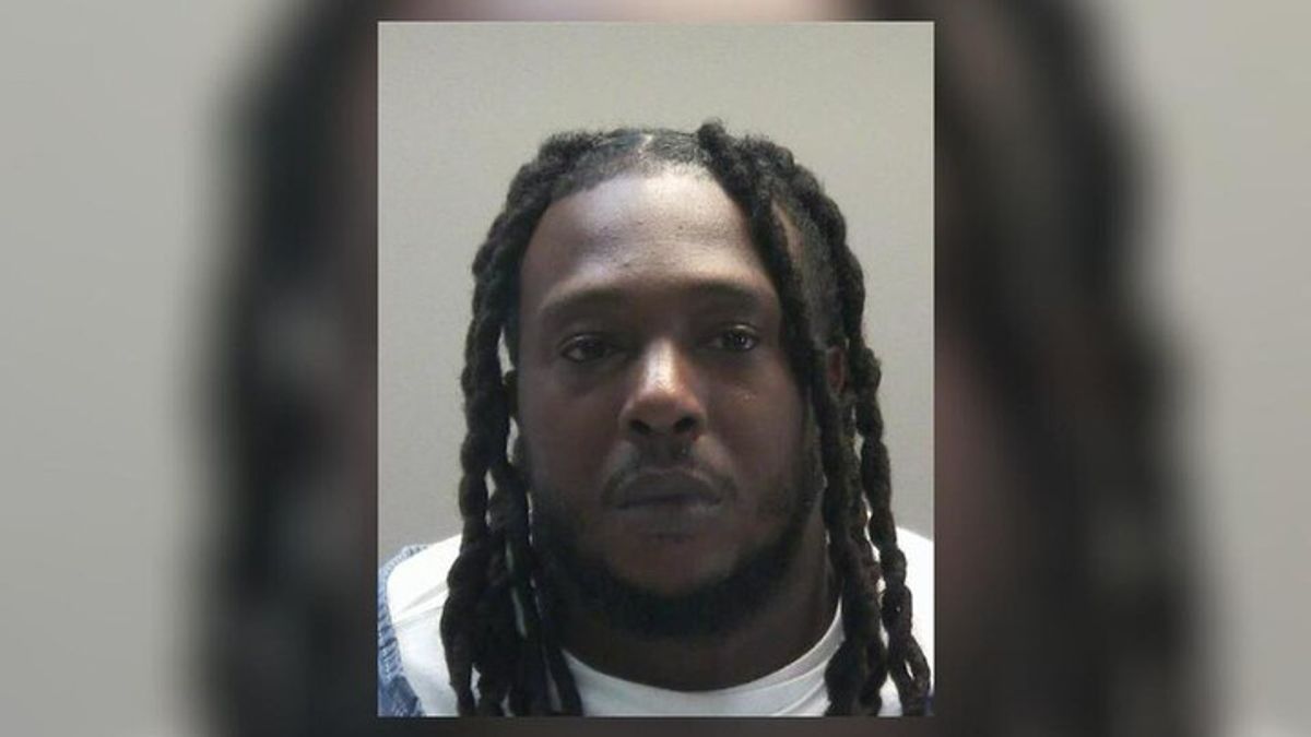 Man wanted for deadly lounge shooting turns himself in | Haystack News