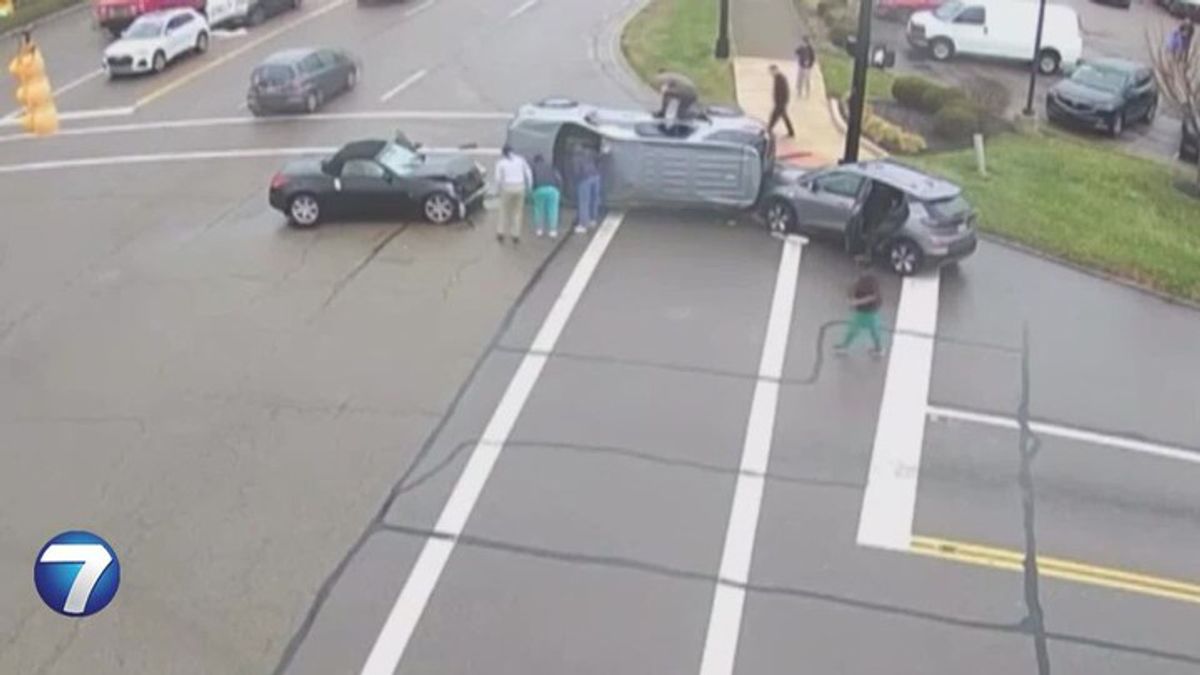 ‘Bravery in action;’ Police recognize several people for rushing to ...