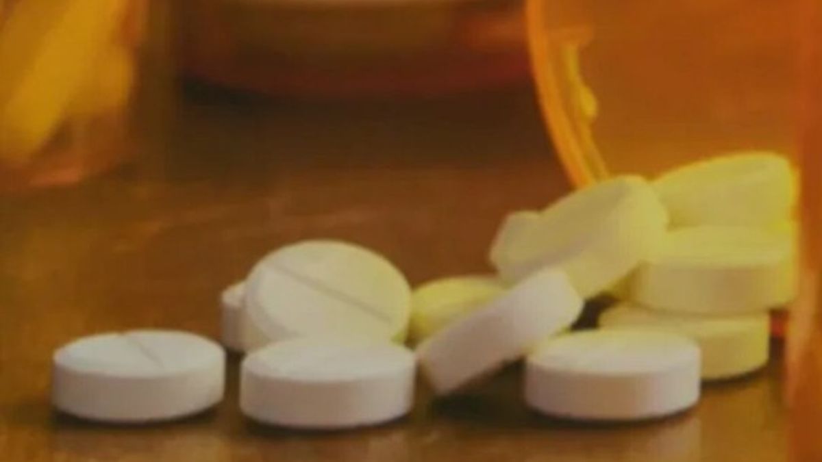 Doctor from Okemos among five facing federal charges in ‘cash for pills ...