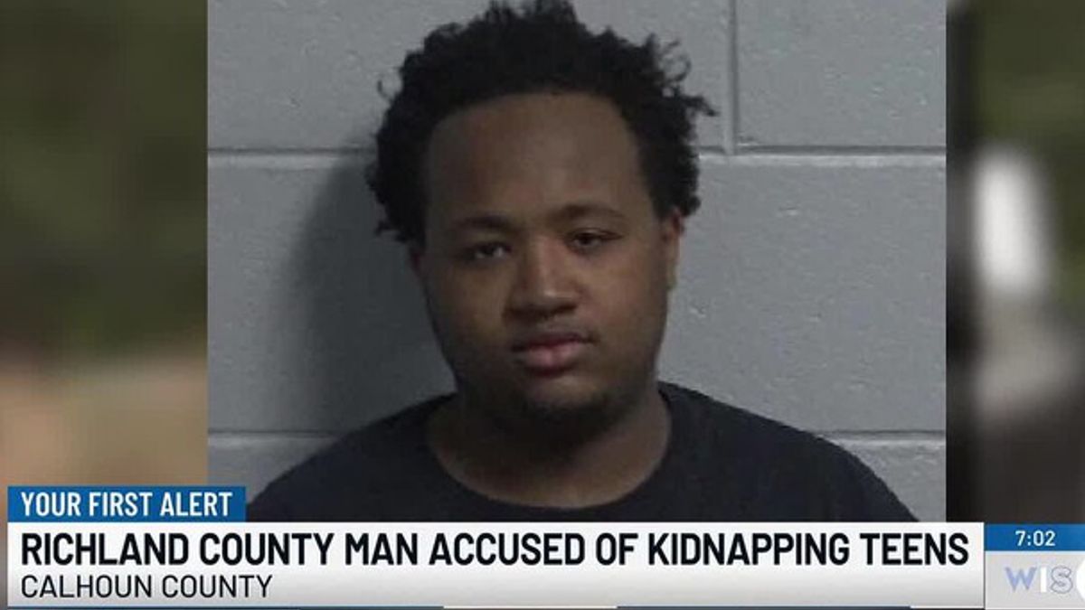 Man accused of kidnapping pair of 15-year-old girls, driving them to ...