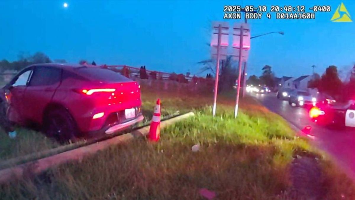 Buffalo mother sues city, police officers over son's arrest, alleging ...