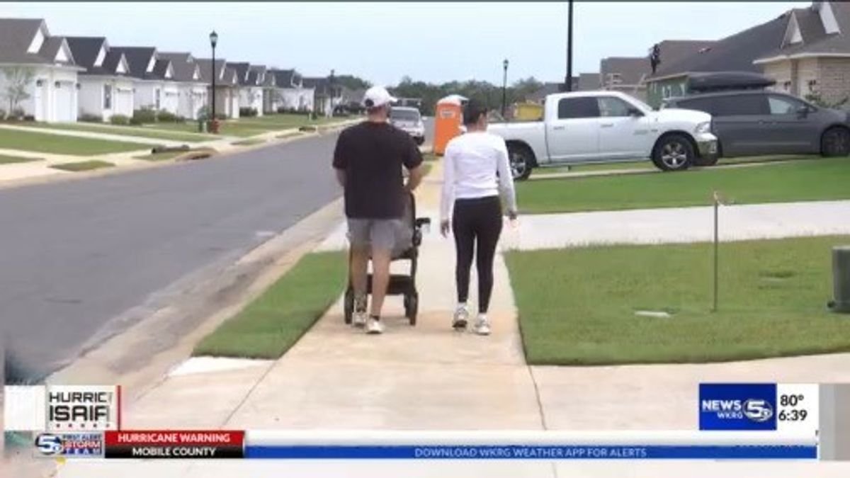 New parents face their first hurricane as a family in Baldwin County ...
