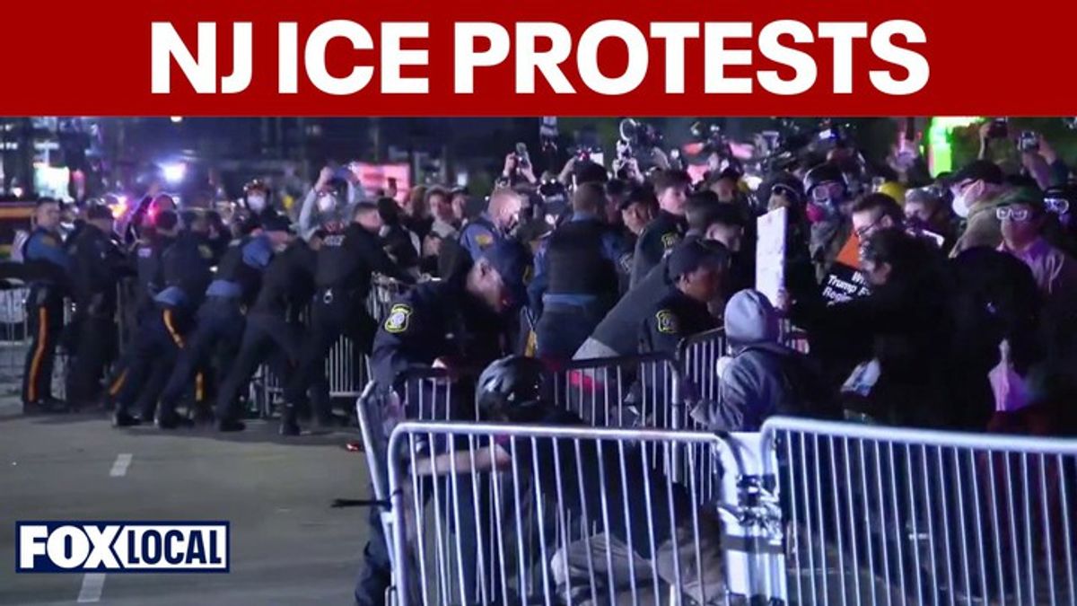 Anti-ICE protests continue outside Newark's Delaney Hall | Haystack News