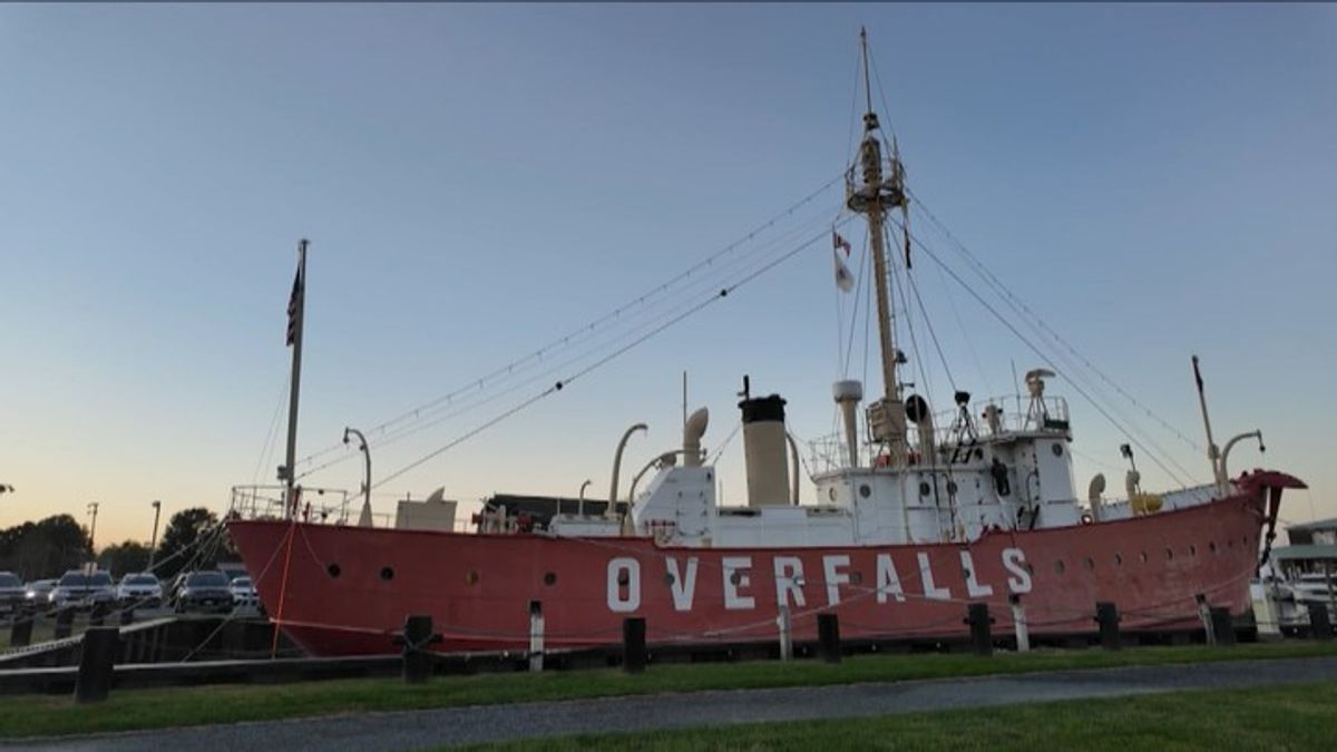 Ghostship Overfalls | Haystack News