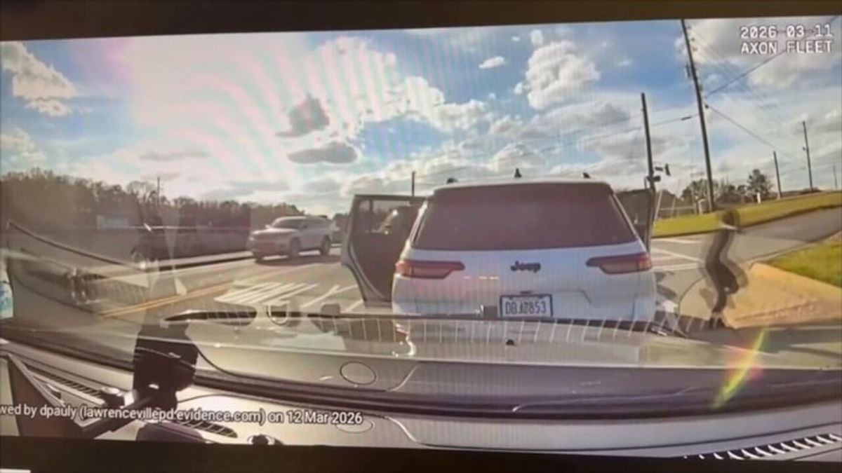 Teens in stolen car caught on dashcam, lead officers on chase ...