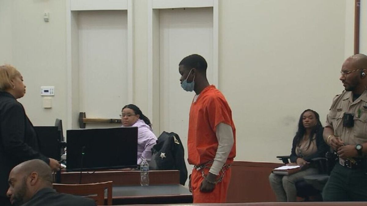 Man pleads guilty in deadly shooting of innocent bystander at food mart ...