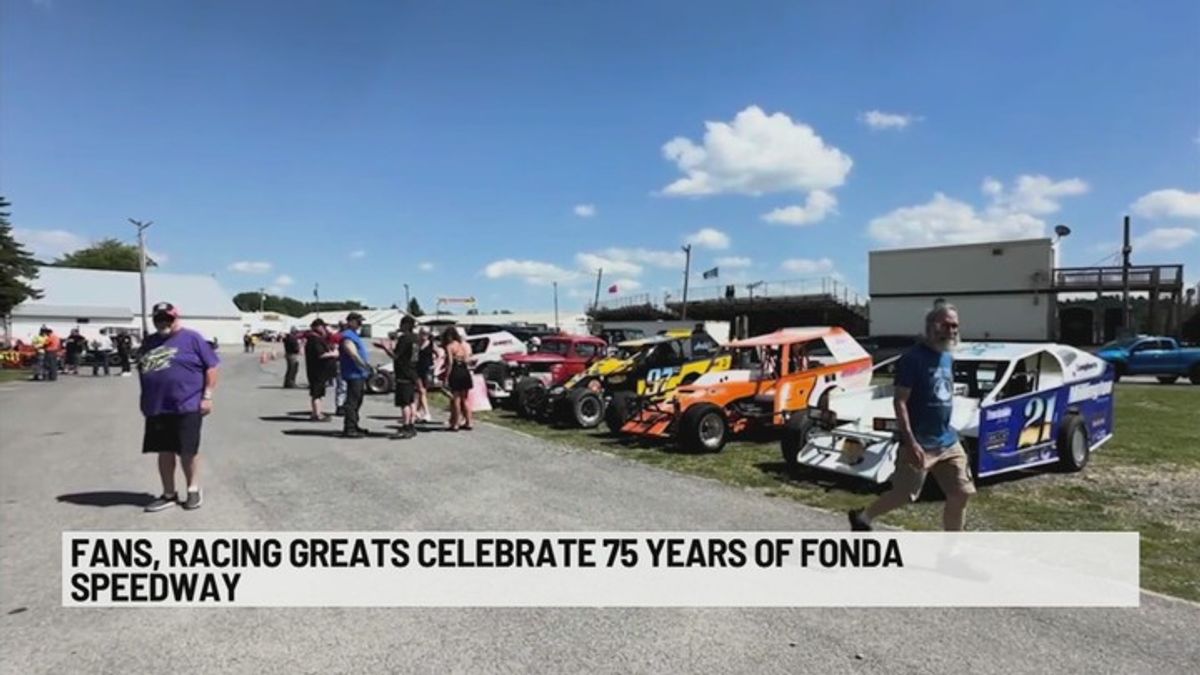 Fans, racing greats celebrate 75 years of Fonda Speedway | Haystack News