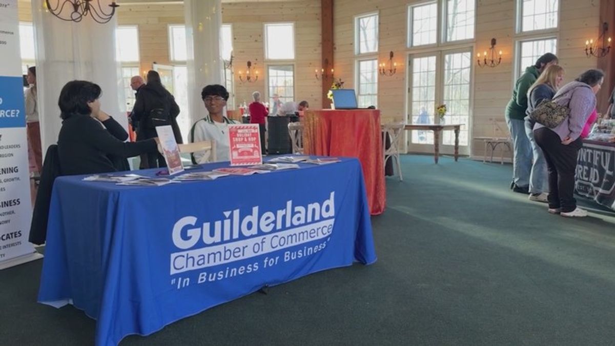 Guilderland Chamber of Commerce holds local winery and brewery tour ...
