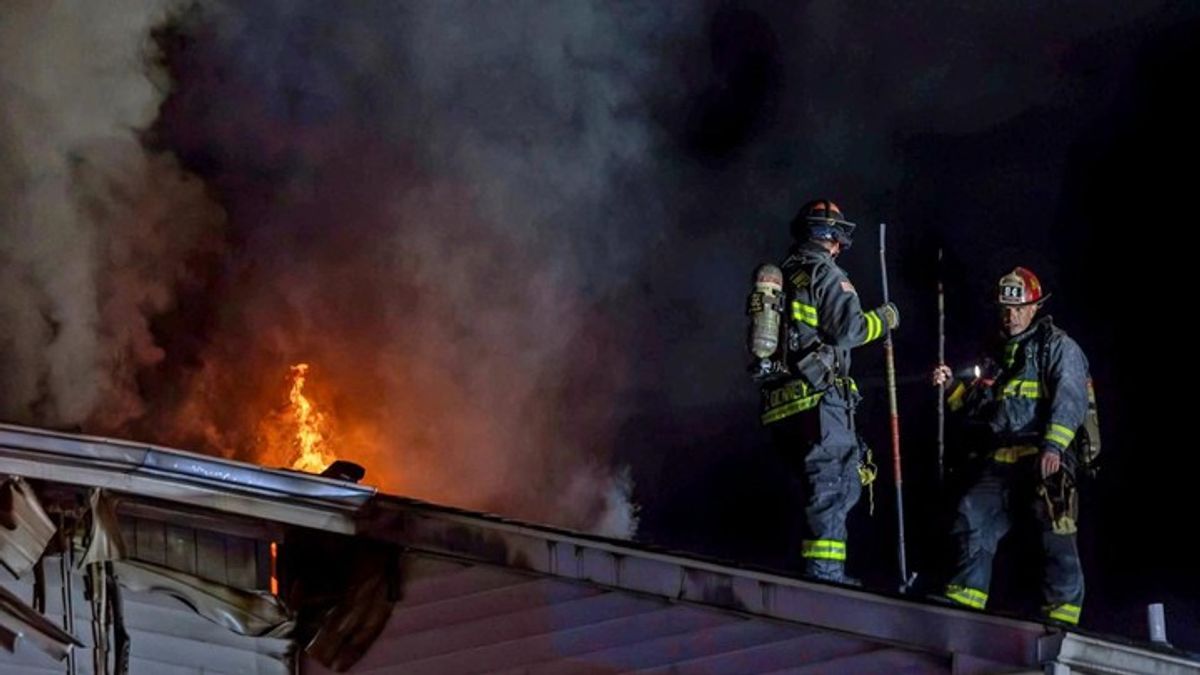9 families displaced after fire at apartment complex in Speedway ...