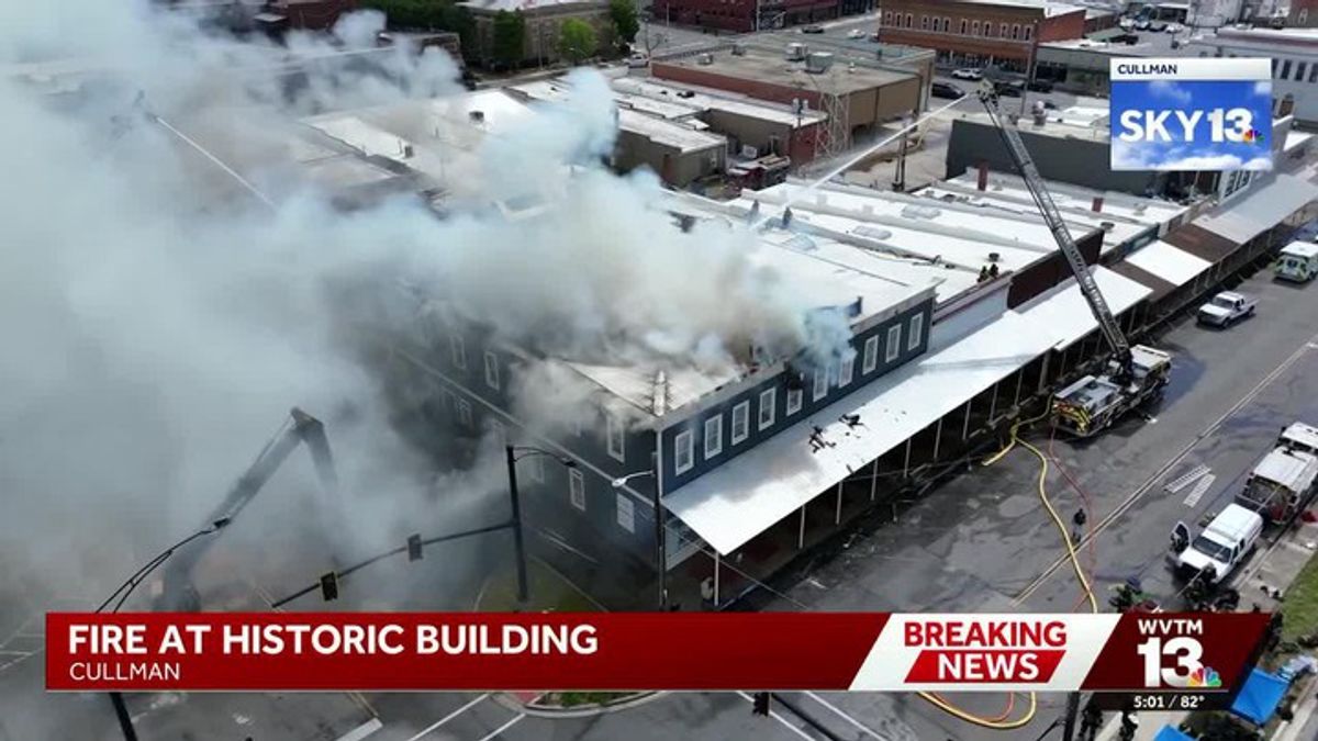 Historic Stiefelmeyer Building in downtown Cullman burns | Haystack News