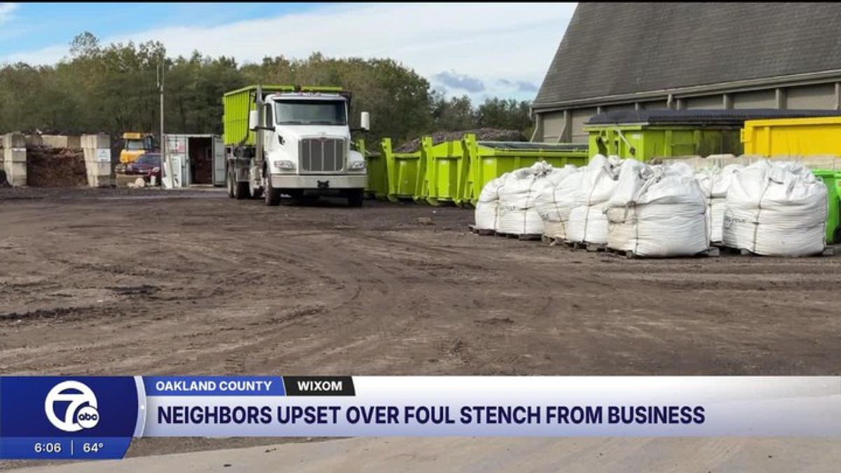Wixom residents complain of foul odor from composting site | Haystack News