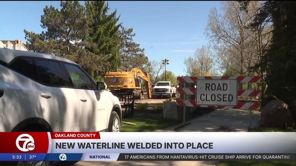 Crews race to repair Oakland County water main break, residents face ...