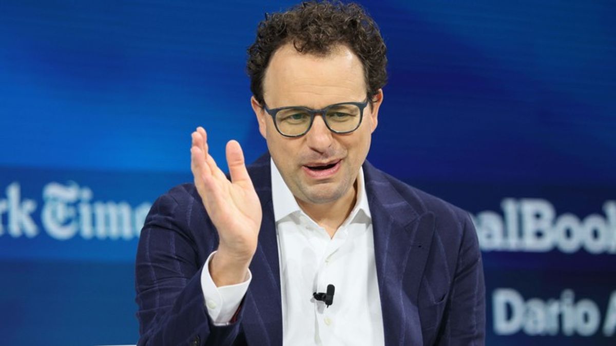 Anthropic CEO warns software companies can 'go bust' without AI ...