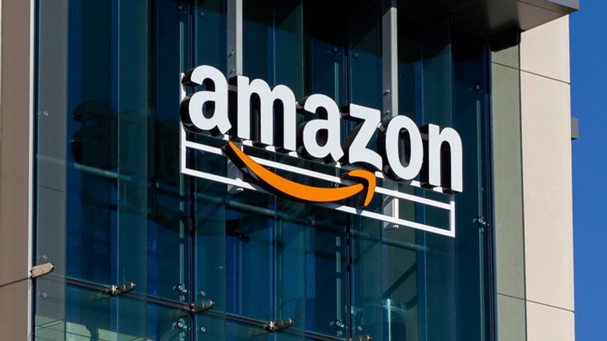 Tesla sued over 2023 crash, Amazon layoffs impact engineers | Haystack News