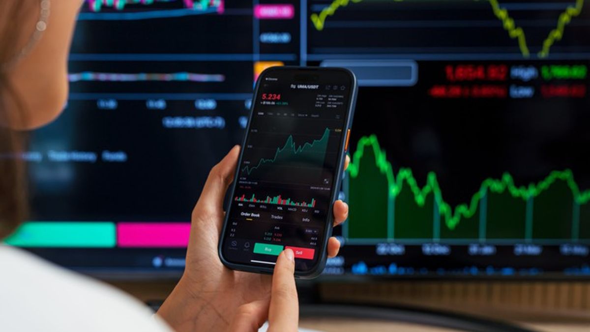 Investor playbook: Finding stocks that can weather uncertainty ...