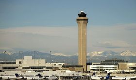denver-air-traffic-controllers-lose-radio-comms-90-seconds-thumbnail