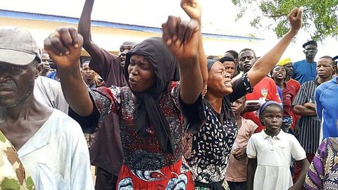 Joy in Nigeria's Oyo State as abducted students reunite with relatives