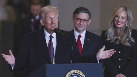 Trump huddles with House GOP at retreat in Flroida | Haystack News